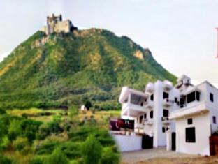 Hotel Devi Palace Ουνταϊπούρ Εξωτερικό φωτογραφία